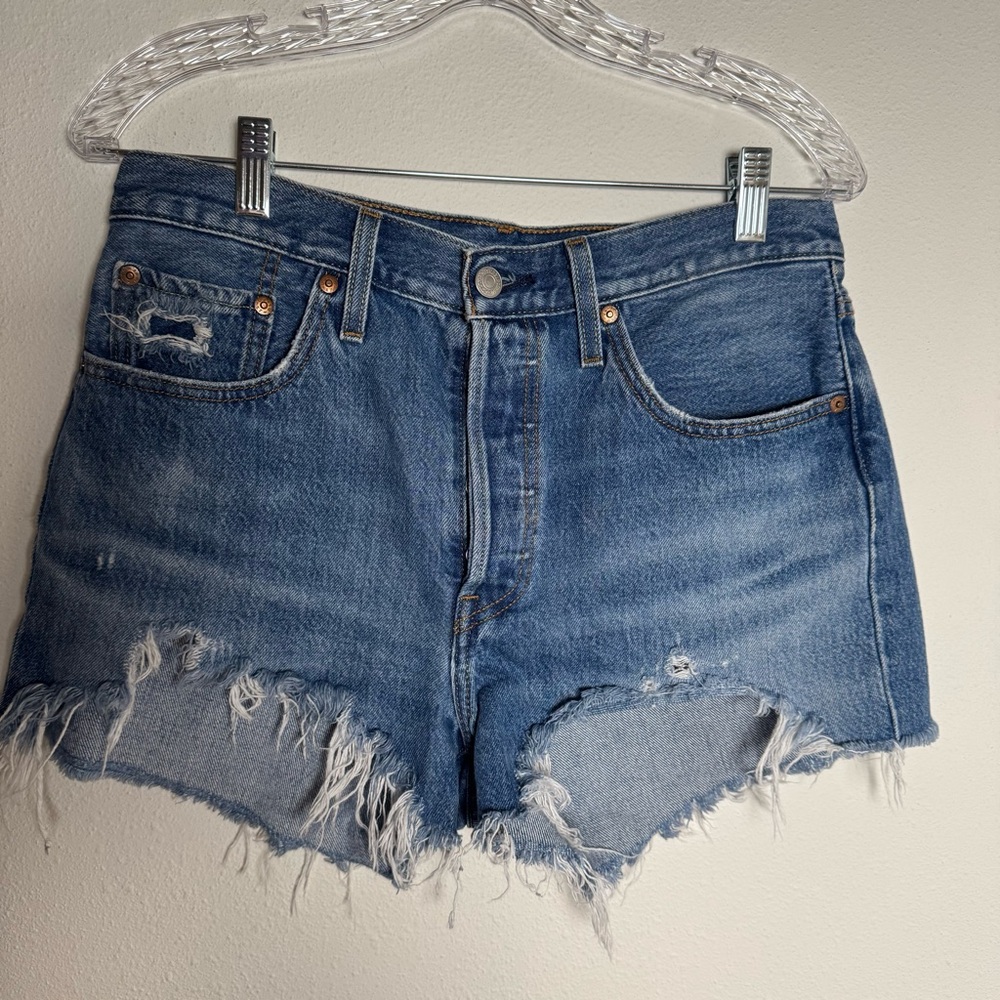 Levi's Distressed Blue Jean Shorts 501 Haut De Gamme Premium Denim cutoffs